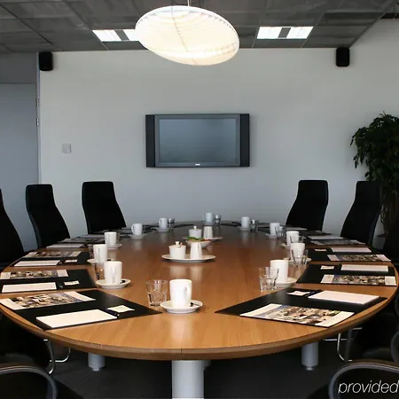 Tulip Airport Hotel 3*