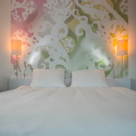 Hotel Tulip Airport