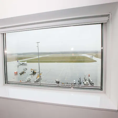 Hotel Tulip Airport