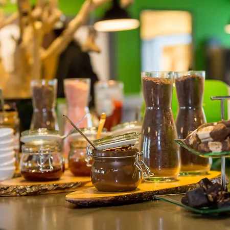 Tulip Airport 3* איינדהובן