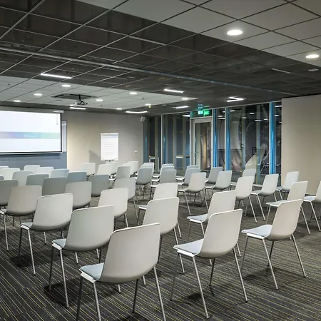 Tulip Airport מלון איינדהובן