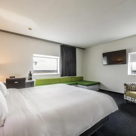 Hotel Tulip Airport