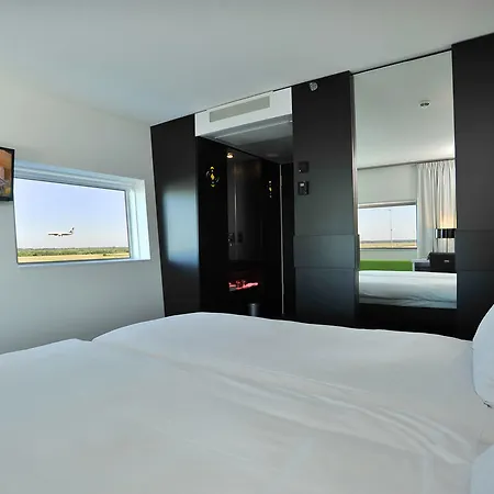 Tulip Airport איינדהובן