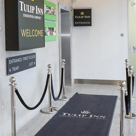 Tulip Airport מלון איינדהובן