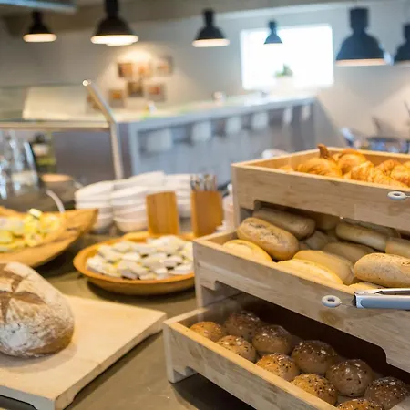 Tulip Airport איינדהובן