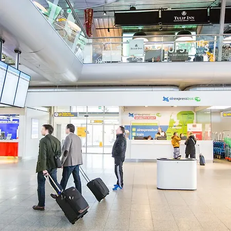 Tulip Airport מלון 3*