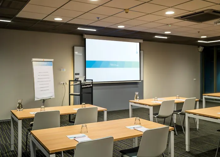 Tulip Airport Hotell Eindhoven