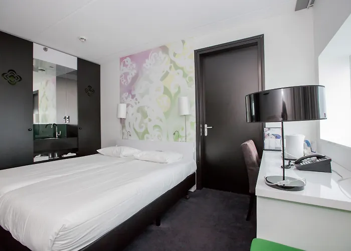 Tulip Airport Eindhoven