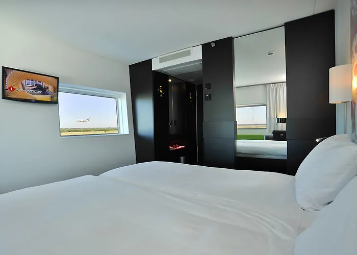 Tulip Airport Eindhoven