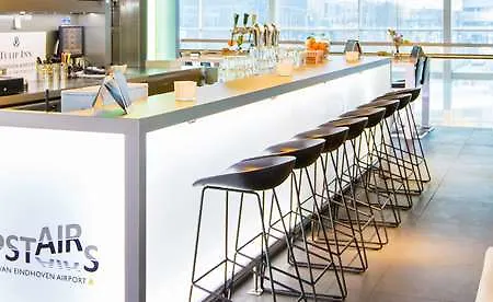 埃因霍温机场郁金香酒店 酒店