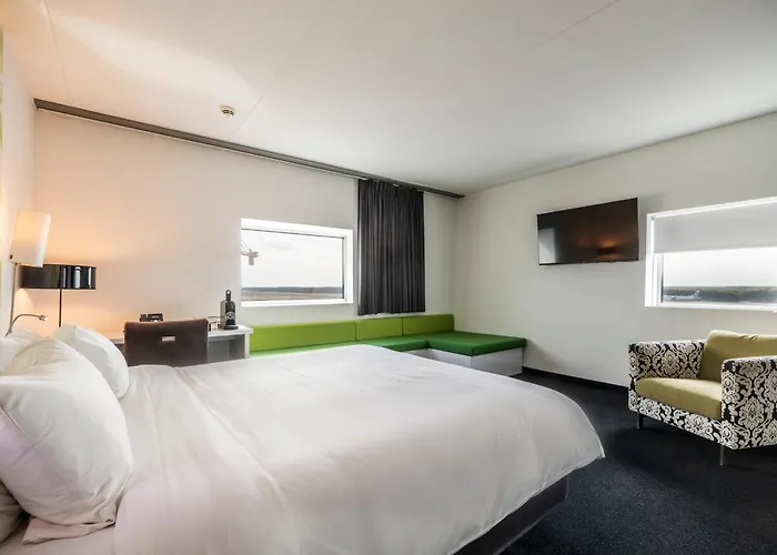 Tulip Airport Hotell 3*