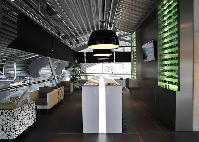 Hotell Tulip Airport 3*